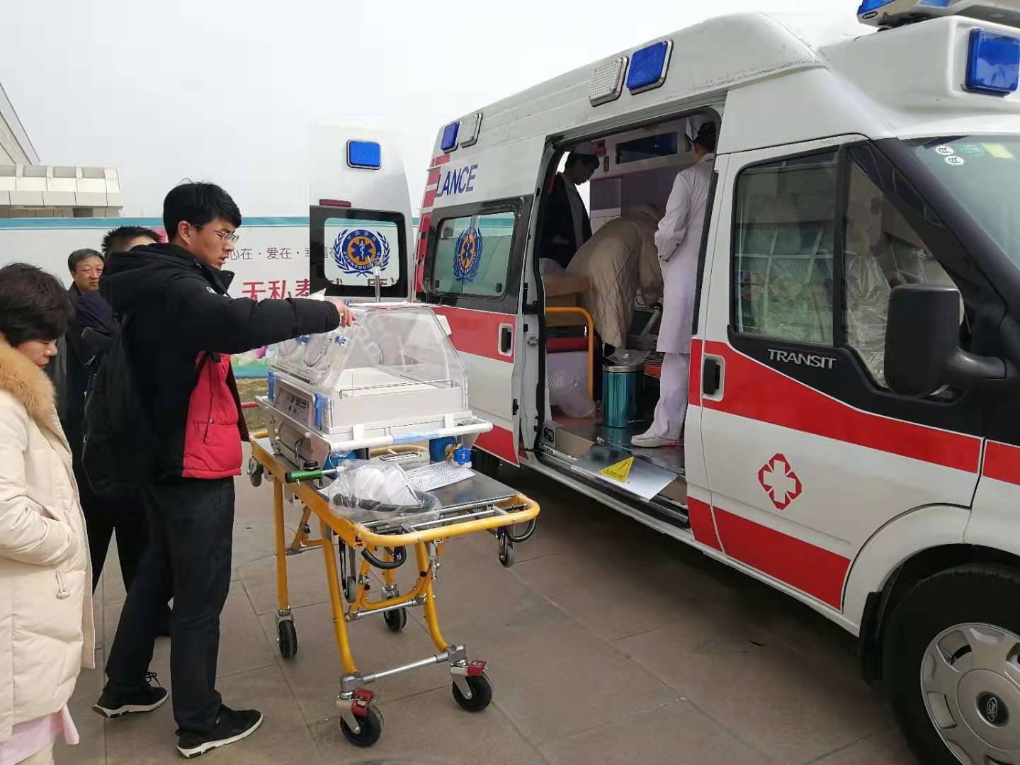 双湖县救护车转院